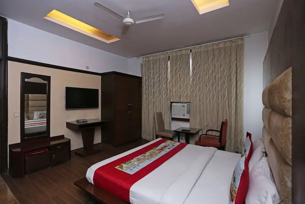 Fabhotel Sunrise Villa