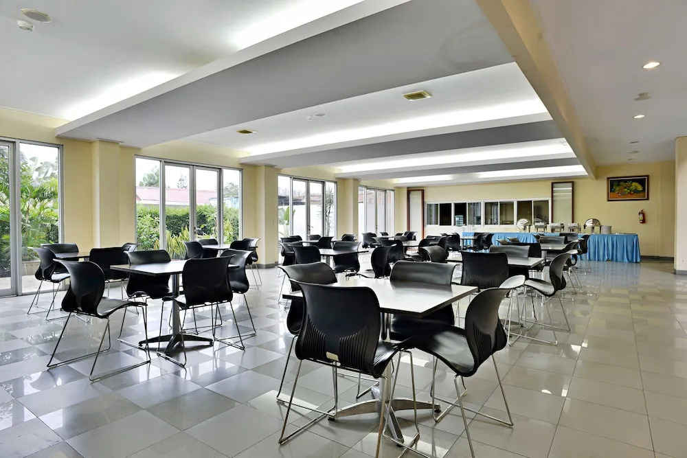 ZEN Rooms Cipayung KM 71