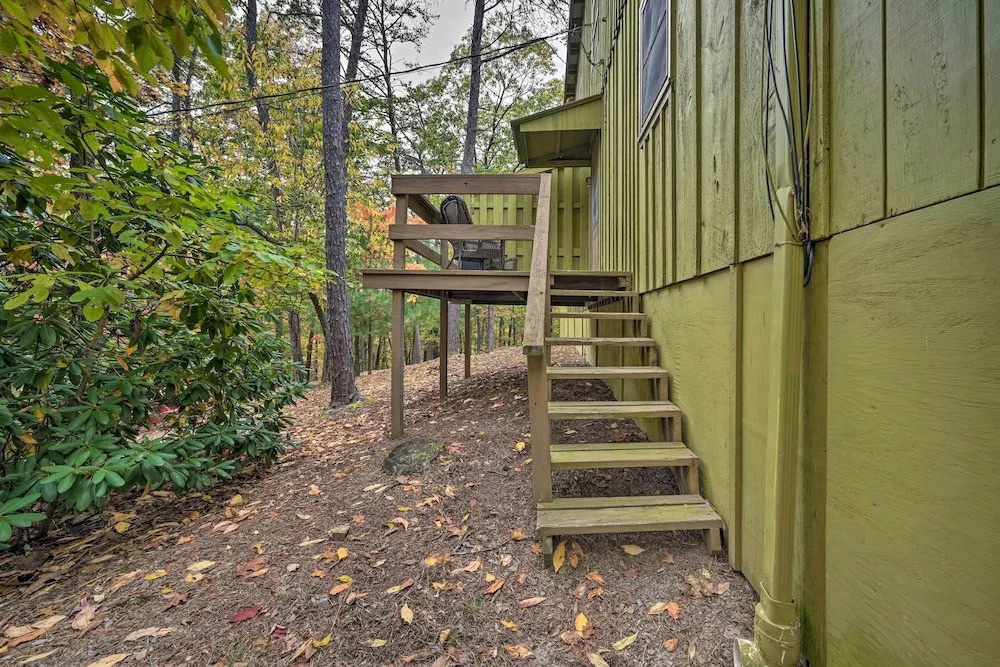 5 Mi to Raystown Lake Launch: Lucas Mccain Cabin