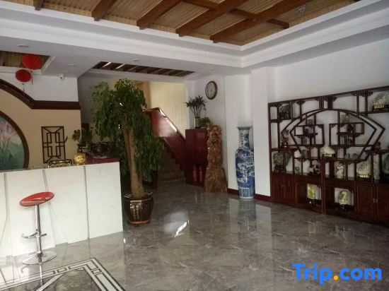 Tai'an Deyuan Business Hotel