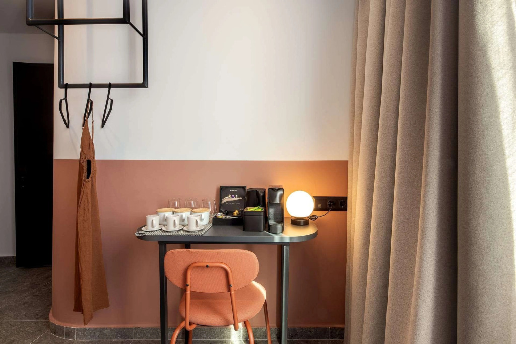 Bonnie Athens by Nin&Bau