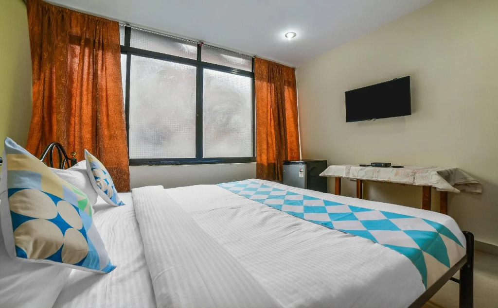 Coutinhos Nest By OYO Rooms