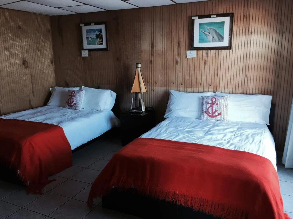 Edgewater Lodge
