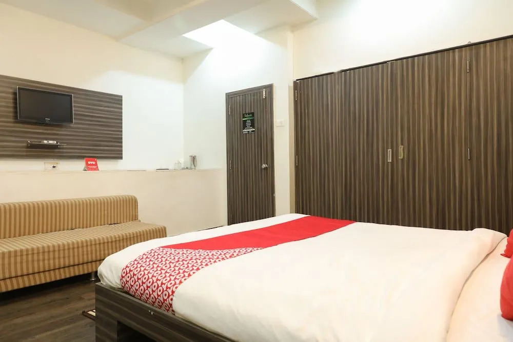 Oyo 22903 Sukoon Service Apartments