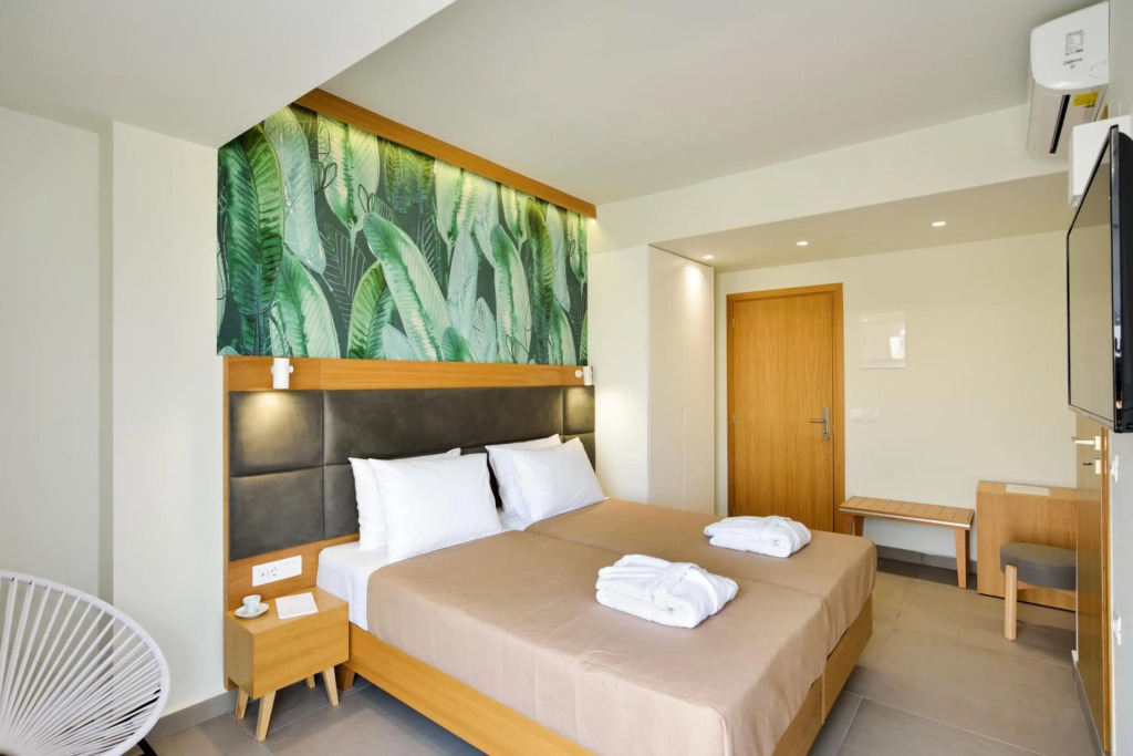 Elia Kalamaki Hotel