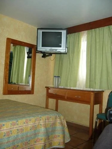 Hotel Del Rio Inn