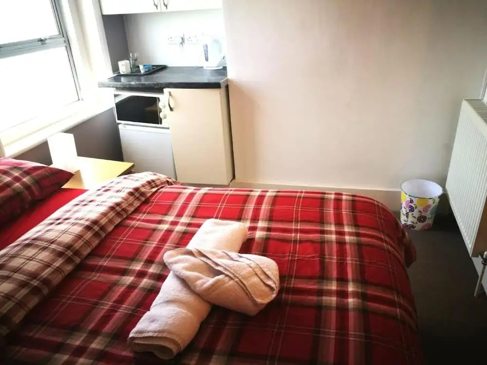 OYO The Maidstone Guesthouse