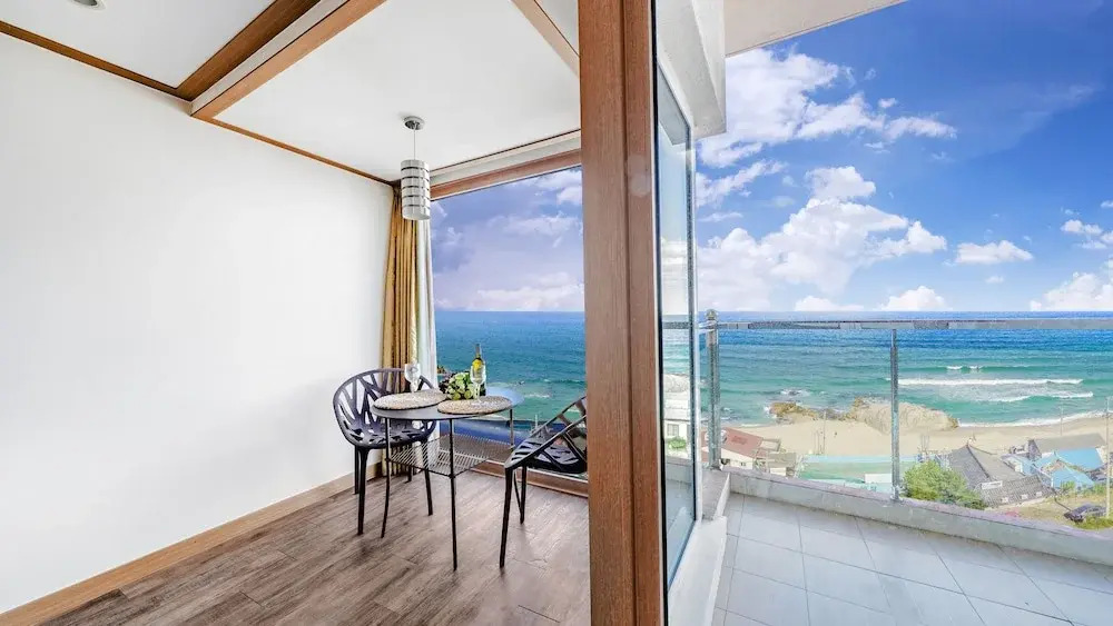 Gangneung Four Season Hotel and Pension