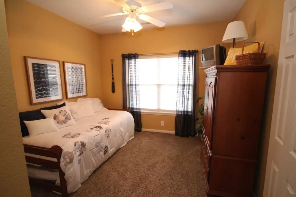 Lands End 218 - 3 Br Condo