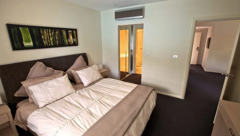 Pacific Blue Apartment 142, 265 Sandy Point Road