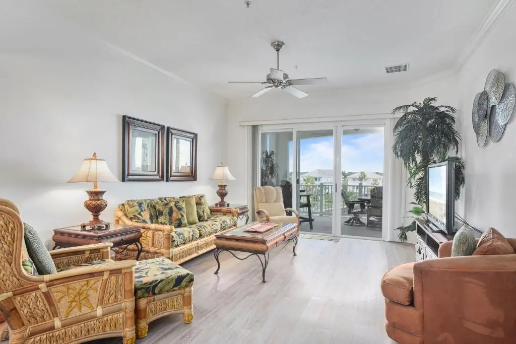 942 Cinnamon Beach, 3 Bedroom, Sleeps 8, 2 Pools, Elevator, WiFi