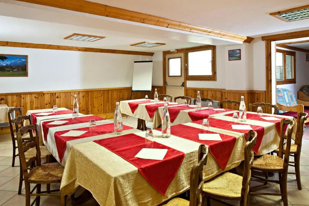 Hotel Athena