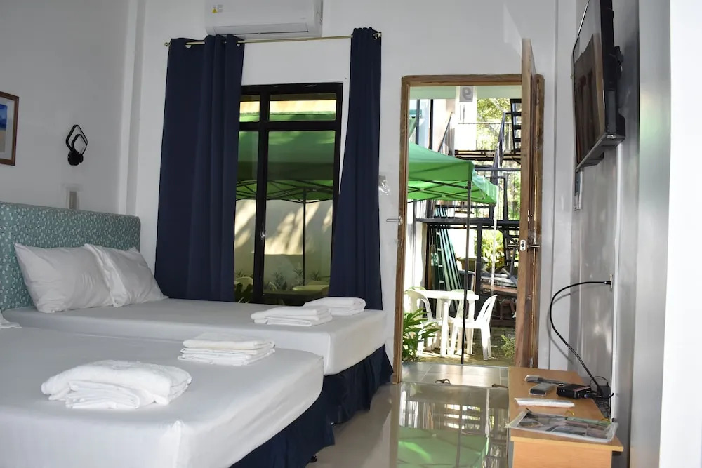 Seaside travelers Inn by Camiguin Island Home