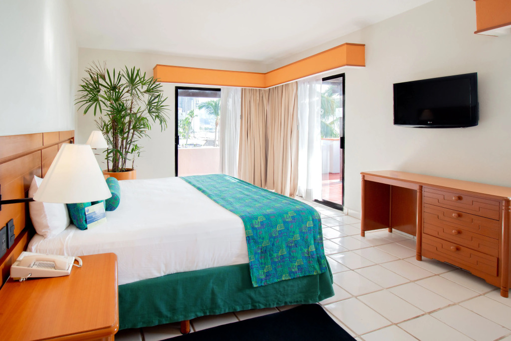 Plaza Pelicanos Club Beach Resort All Inclusive