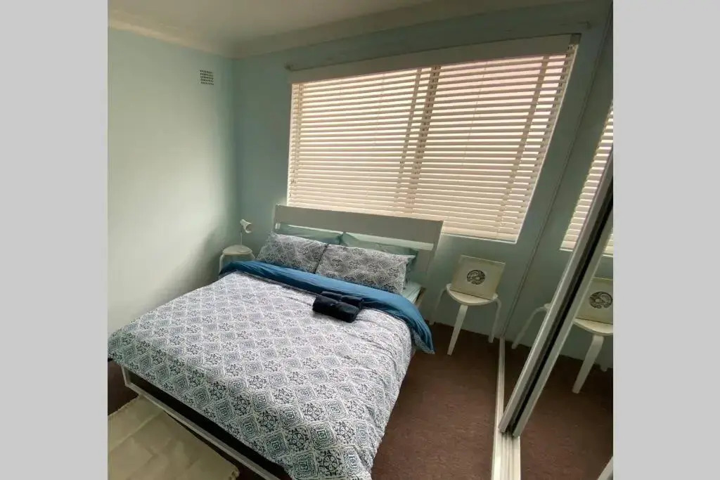 Digby's Place - waterfront apartment