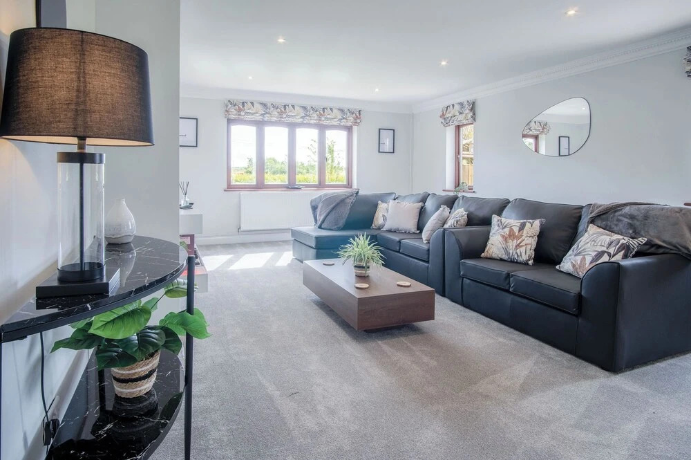 Springfield Lodge - 3 Bedroom Home - Princes Gate