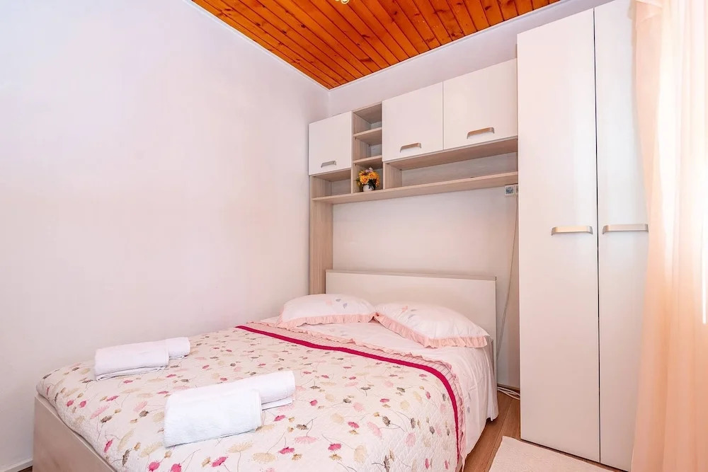 Holiday House by the sea With Amazing Terrase View - Vela Luka