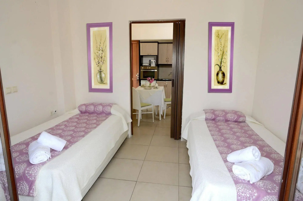 Clara Resort