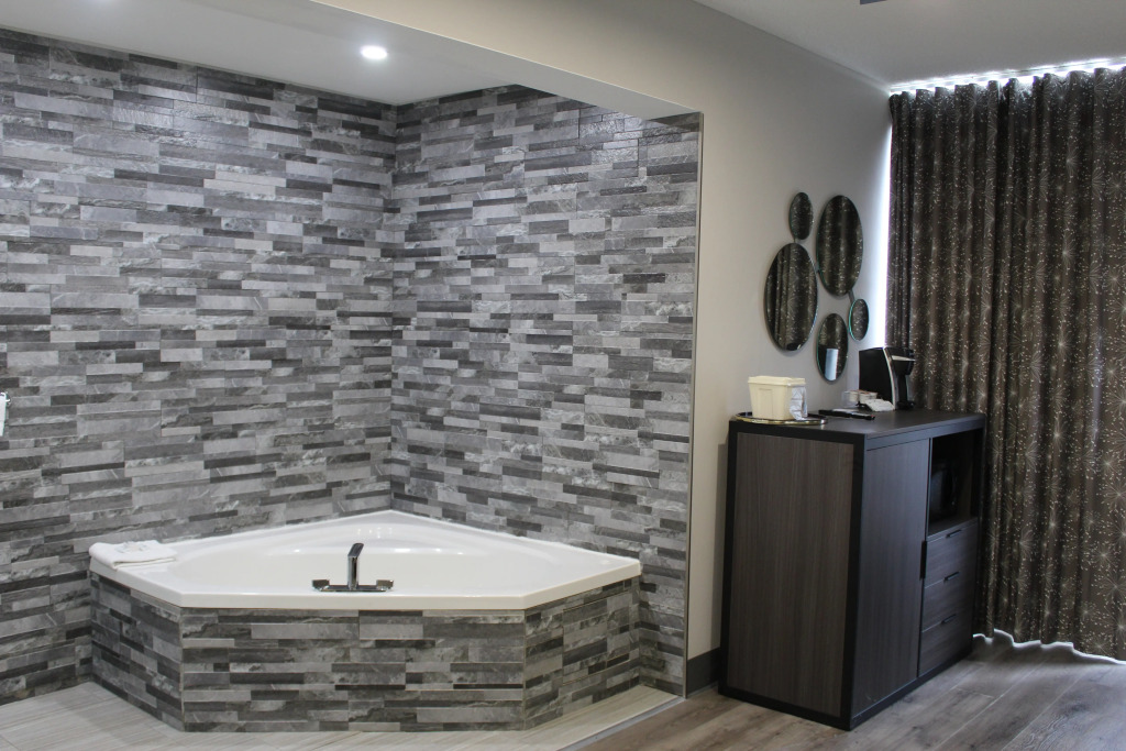 SureStay Plus by Best Western Windsor