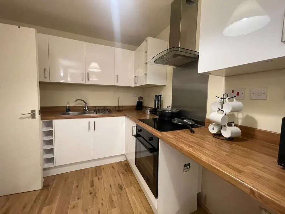 2 Bed Apartment/ Tower Bridge / Big Ben /the Shard