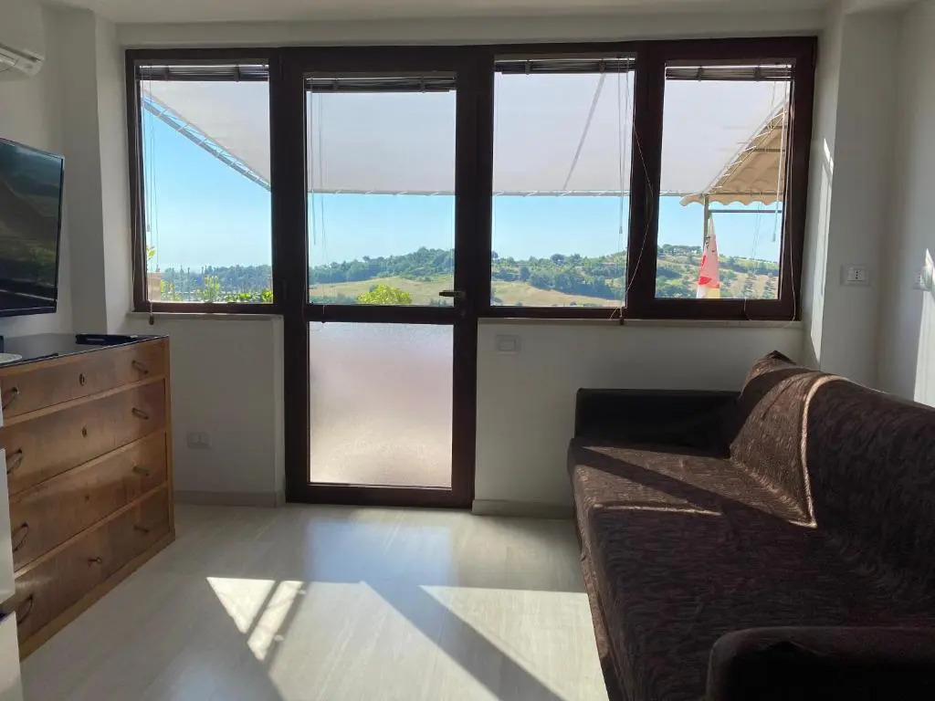 Red House Accomodation Potenza Picena
