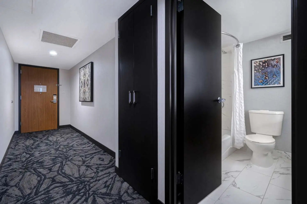 Embassy Suites by Hilton Santa Clara Silicon Valley