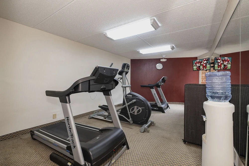 Red Roof Inn & Suites Macon