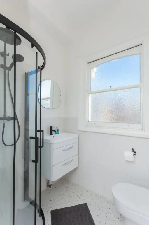 The Perfect 2 Bedroom Family Apartment in West Hackney