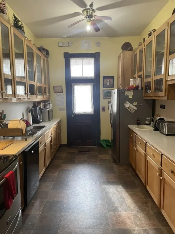 Grand Gables Inn Bed & Breakfast