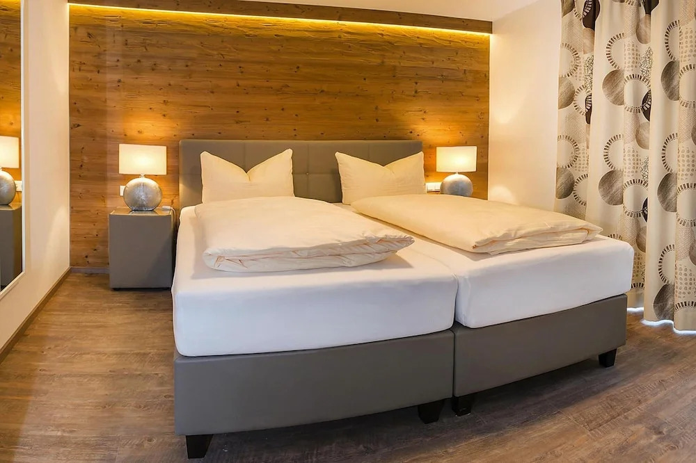 Penthouse in Niederau by Ski Lift & Panoramic Views
