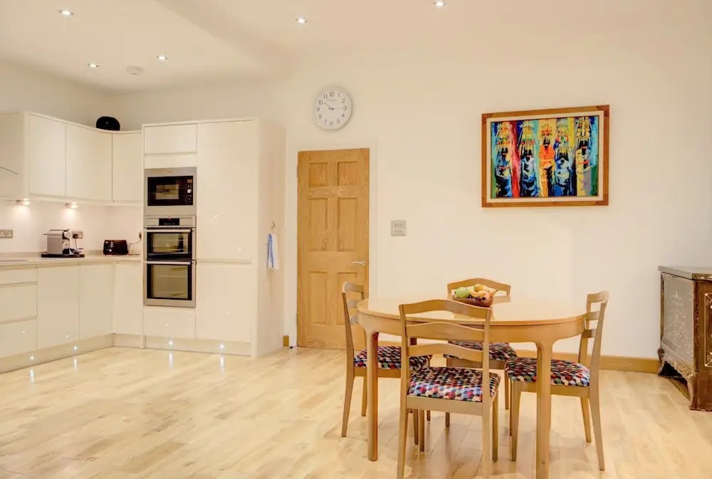 Luxury Apartments - Rodney Road