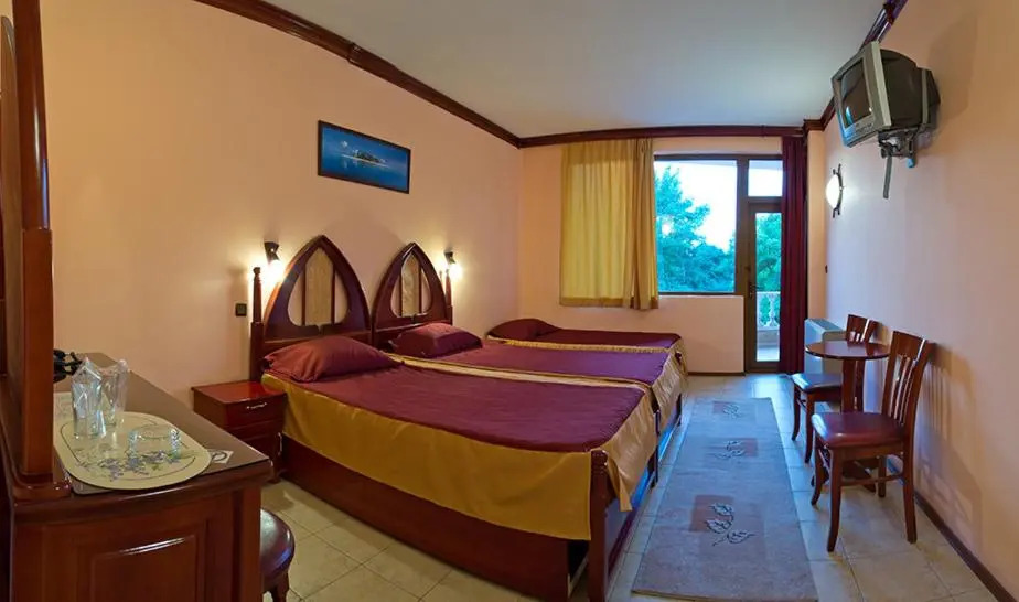 Hotel Nikos