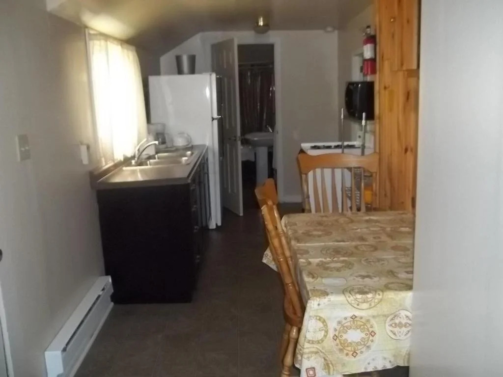 Kincardine Guest Cottage Motel