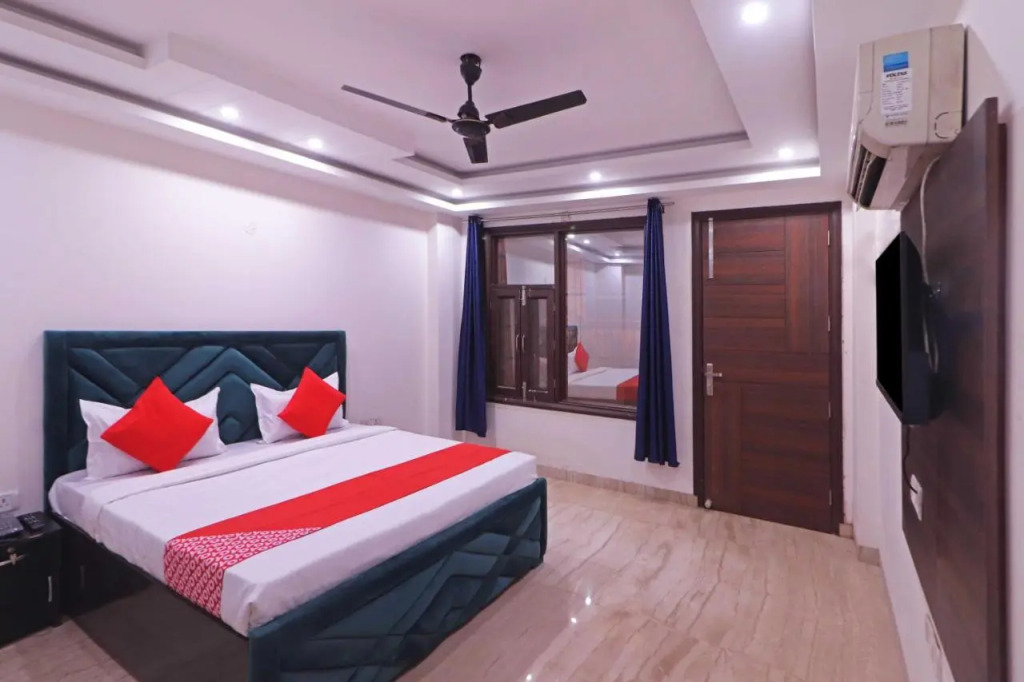 Pari Residency hotel