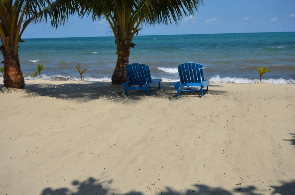 Mariposa Belize Beach Resort