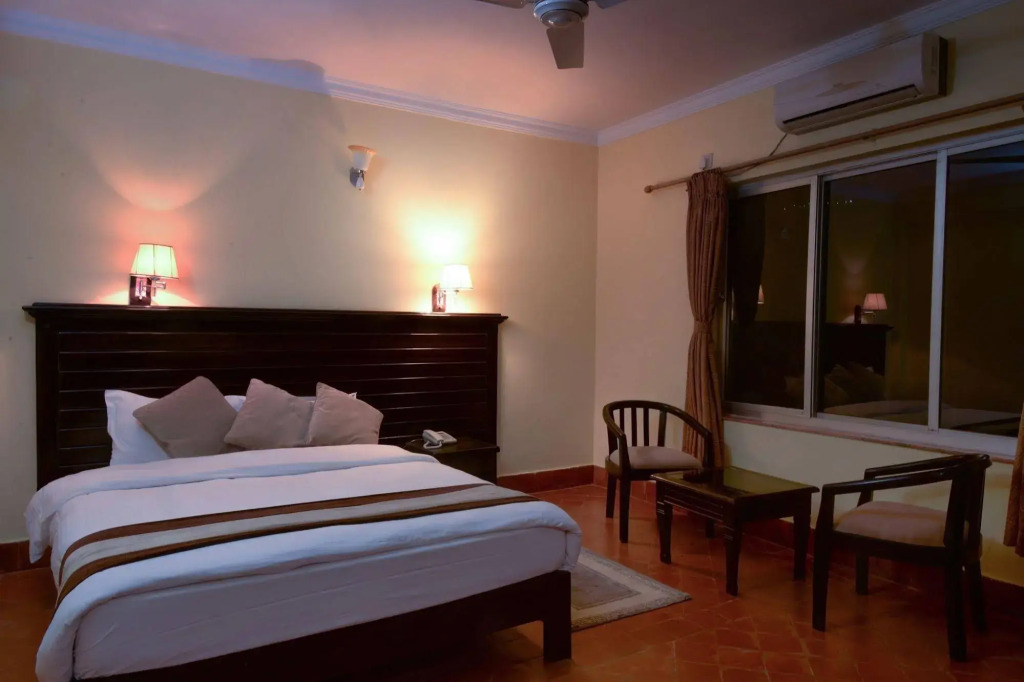 Hotel Lake Star