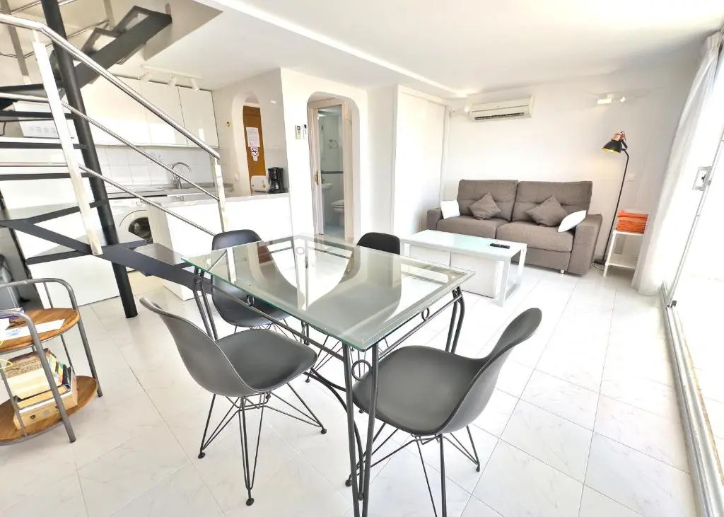 Skol 514 East Facing Duplex Apartment with Sea Views