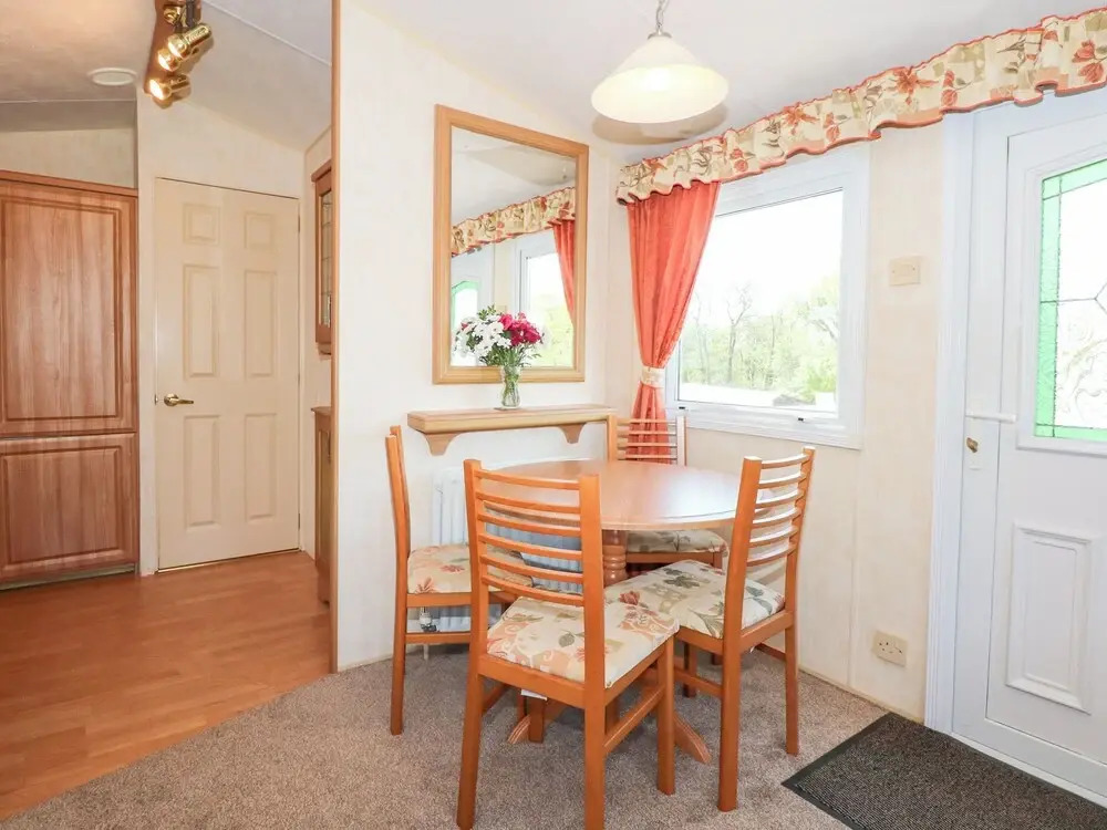 Ty Newydd Caravan