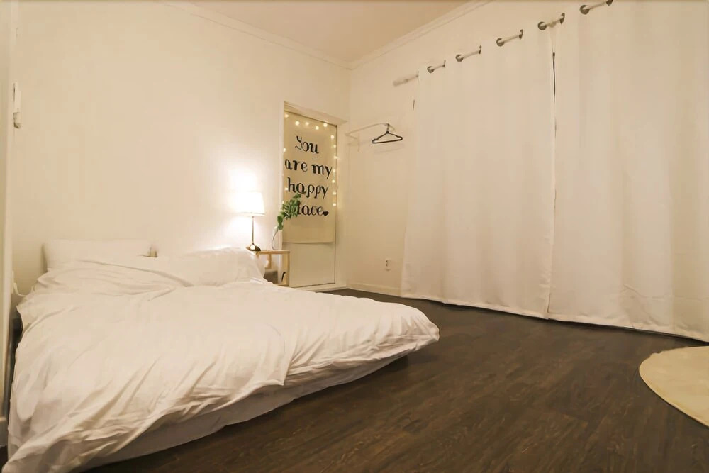 Seogwipo Sandule Pool House Pension