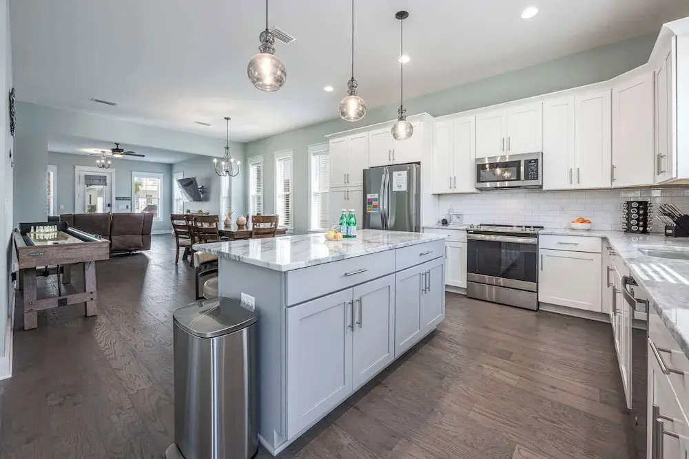 Beach to Bay 3BR Retreat - Cowboy Pool & Golf Cart