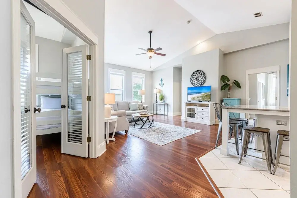 Topsail Village 824