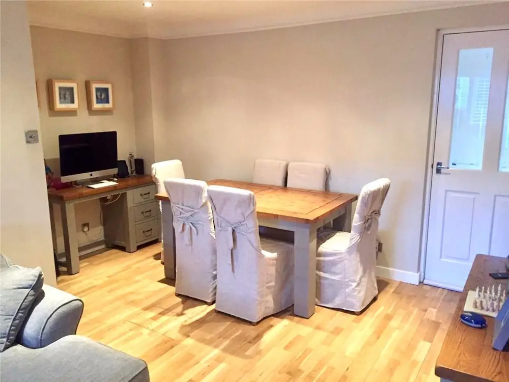 2 Bedroom House In Haymarket