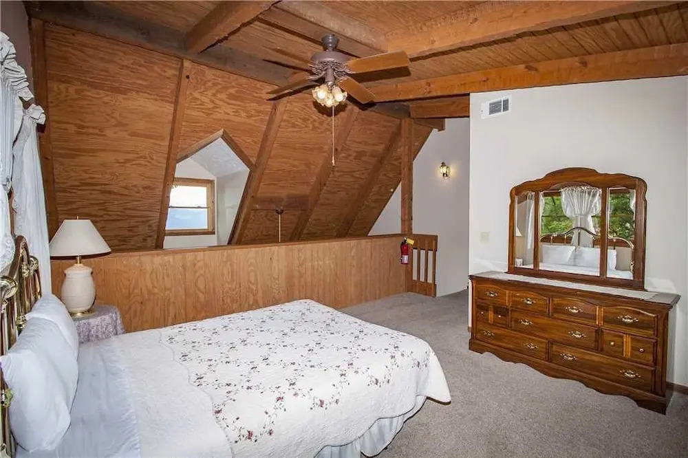 Appalachian Splendor - Two Bedroom Cabin