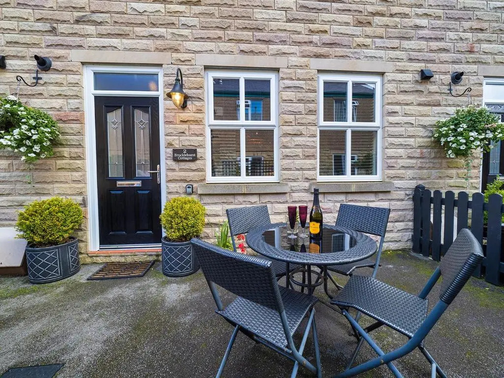 2 Brocklehurst Cottages
