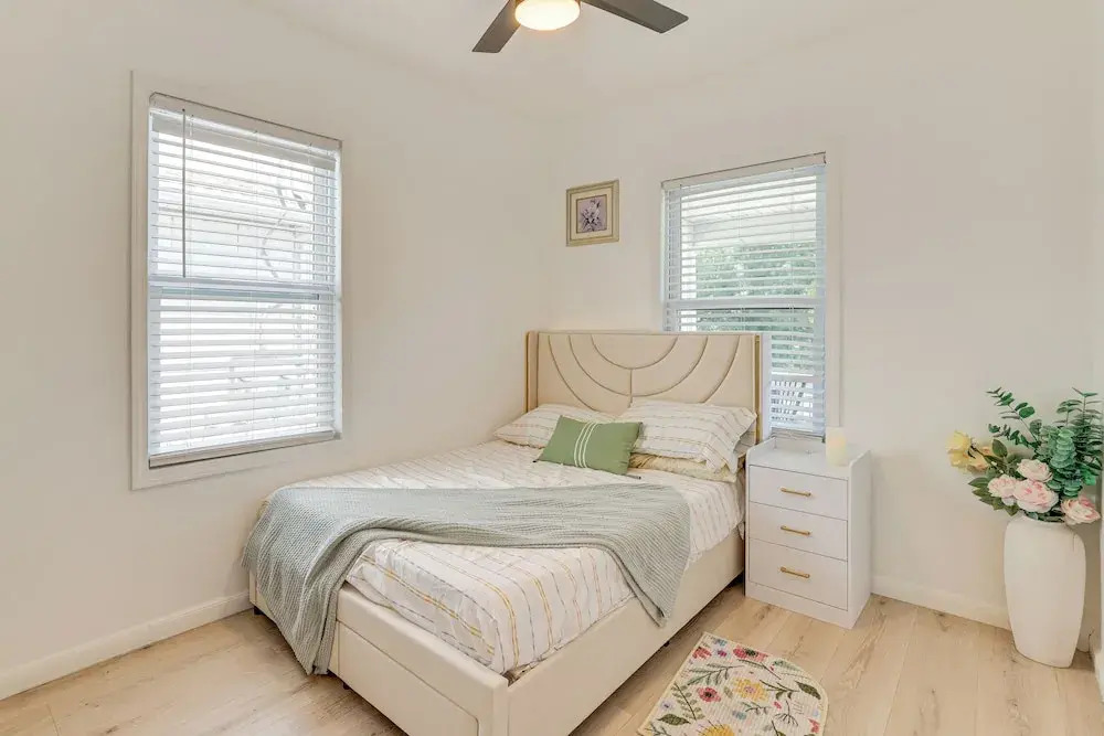 2 Mi to State Park: Updated Niagara Falls Home