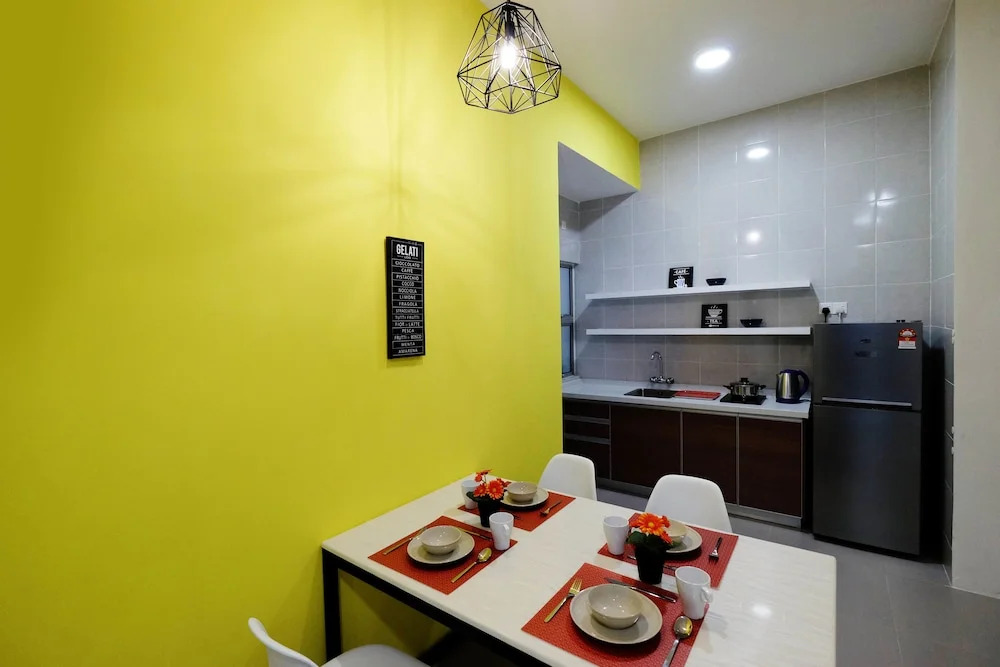 Play Residence at Golden Hills