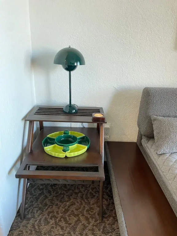 MCM Styled Condo Sleeps 4 Pool hot tub