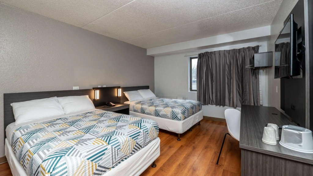Motel 6-Branford, CT - New Haven
