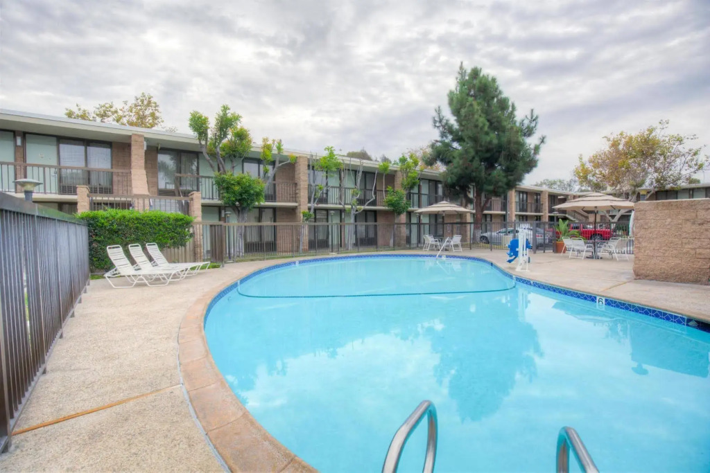 Rambler Hotel