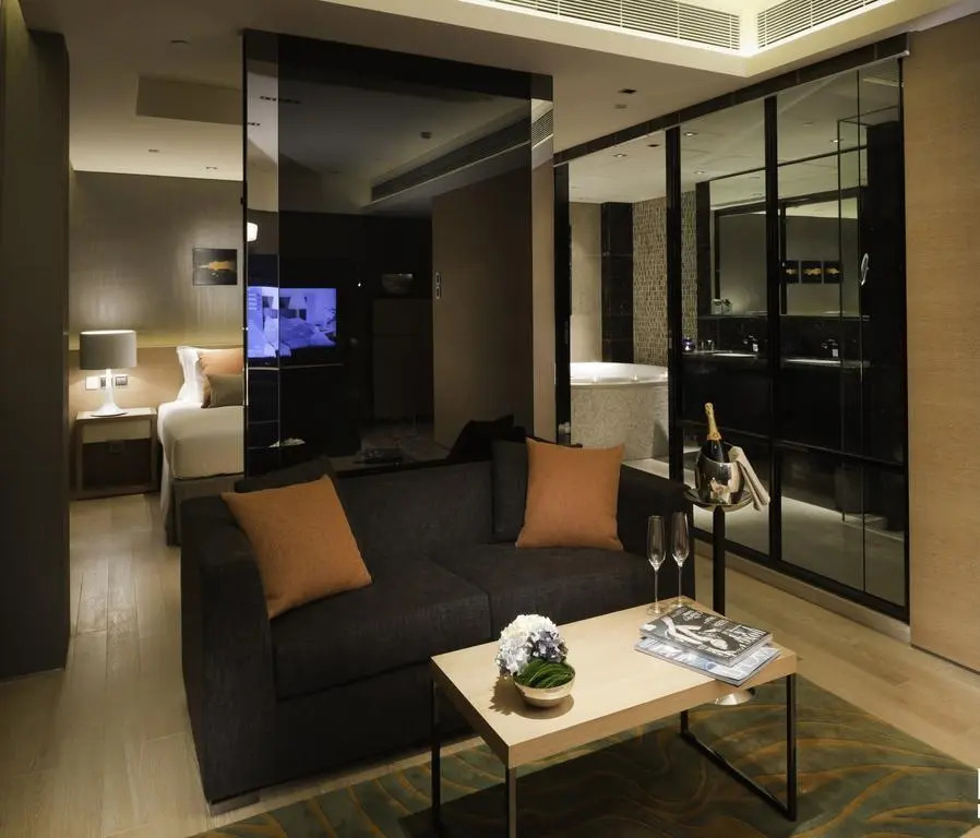 Nina Hotel Island South